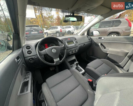 Серый Фольксваген Гольф Плюс, объемом двигателя 1.6 л и пробегом 220 тыс. км за 6599 $, фото 20 на Automoto.ua
