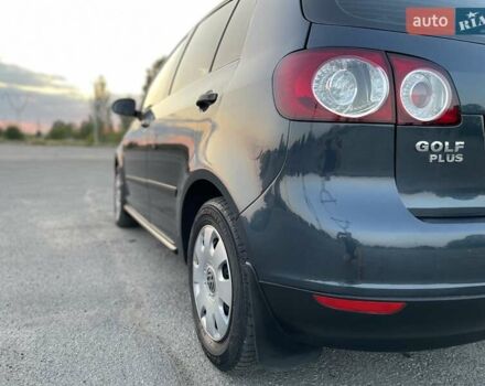 Сірий Фольксваген Golf Plus, об'ємом двигуна 1.6 л та пробігом 233 тис. км за 6900 $, фото 6 на Automoto.ua