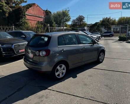 Серый Фольксваген Гольф Плюс, объемом двигателя 1.6 л и пробегом 212 тыс. км за 6640 $, фото 6 на Automoto.ua