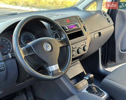 Фольксваген Гольф Плюс 2007 в Днепре (Днепропетровске) на Automoto.ua Серый Фольксваген Гольф Плюс, объемом двигателя 1.6 л и пробегом 233 тыс. км за 7299 $, фото 10 на Automoto.ua