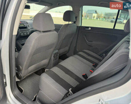 Серый Фольксваген Гольф Плюс, объемом двигателя 1.39 л и пробегом 252 тыс. км за 5900 $, фото 19 на Automoto.ua