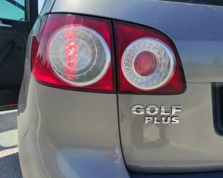 Сірий Фольксваген Golf Plus, об'ємом двигуна 1.6 л та пробігом 208 тис. км за 7250 $, фото 20 на Automoto.ua