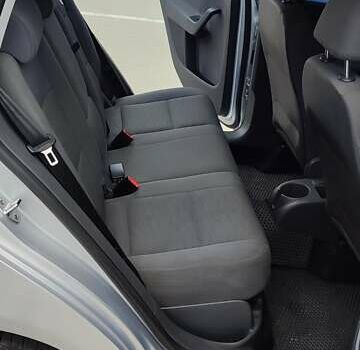 Серый Фольксваген Гольф Плюс, объемом двигателя 1.6 л и пробегом 240 тыс. км за 5999 $, фото 2 на Automoto.ua