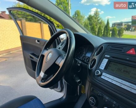 Сірий Фольксваген Golf Plus, об'ємом двигуна 1.6 л та пробігом 124 тис. км за 8199 $, фото 42 на Automoto.ua