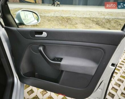 Серый Фольксваген Гольф Плюс, объемом двигателя 1.6 л и пробегом 163 тыс. км за 6900 $, фото 56 на Automoto.ua