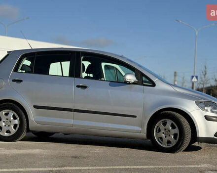 Серый Фольксваген Гольф Плюс, объемом двигателя 1.4 л и пробегом 181 тыс. км за 6999 $, фото 28 на Automoto.ua