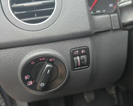 Серый Фольксваген Гольф Плюс, объемом двигателя 1 л и пробегом 226 тыс. км за 5950 $, фото 6 на Automoto.ua