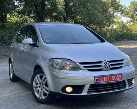 Серый Фольксваген Гольф Плюс, объемом двигателя 1.6 л и пробегом 235 тыс. км за 6999 $, фото 17 на Automoto.ua