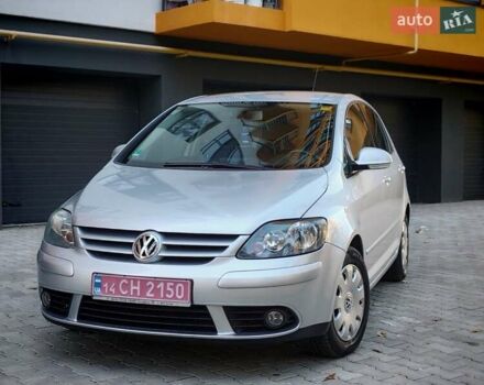 Серый Фольксваген Гольф Плюс, объемом двигателя 1.6 л и пробегом 181 тыс. км за 5599 $, фото 7 на Automoto.ua
