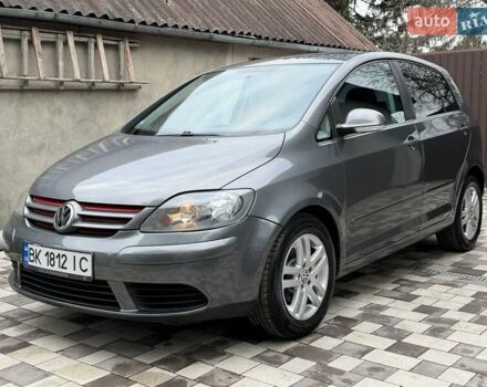 Сірий Фольксваген Golf Plus, об'ємом двигуна 1.9 л та пробігом 241 тис. км за 6600 $, фото 6 на Automoto.ua