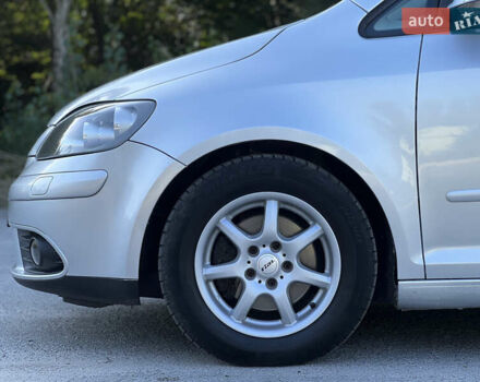 Сірий Фольксваген Golf Plus, об'ємом двигуна 1.4 л та пробігом 193 тис. км за 5650 $, фото 16 на Automoto.ua