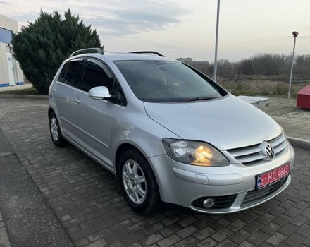 Сірий Фольксваген Golf Plus, об'ємом двигуна 1.4 л та пробігом 245 тис. км за 7300 $, фото 1 на Automoto.ua