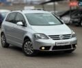 Серый Фольксваген Гольф Плюс, объемом двигателя 1.6 л и пробегом 194 тыс. км за 7200 $, фото 1 на Automoto.ua