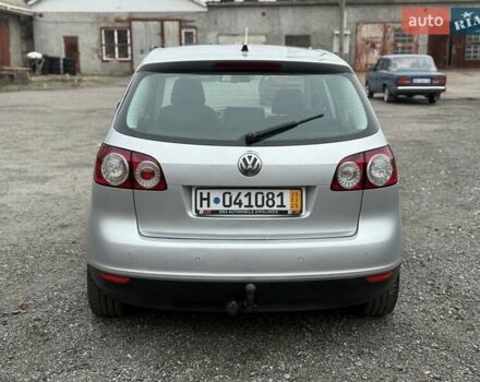 Серый Фольксваген Гольф Плюс, объемом двигателя 1.6 л и пробегом 189 тыс. км за 8400 $, фото 13 на Automoto.ua