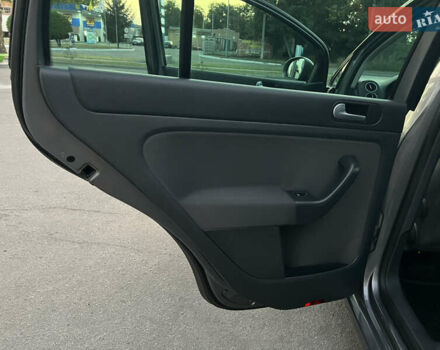 Серый Фольксваген Гольф Плюс, объемом двигателя 0 л и пробегом 221 тыс. км за 6300 $, фото 46 на Automoto.ua