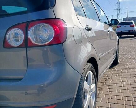 Серый Фольксваген Гольф Плюс, объемом двигателя 1.4 л и пробегом 185 тыс. км за 7199 $, фото 6 на Automoto.ua