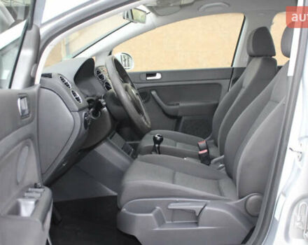 Серый Фольксваген Гольф Плюс, объемом двигателя 1.6 л и пробегом 210 тыс. км за 7500 $, фото 17 на Automoto.ua