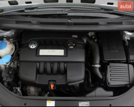 Серый Фольксваген Гольф Плюс, объемом двигателя 1.6 л и пробегом 210 тыс. км за 7500 $, фото 10 на Automoto.ua