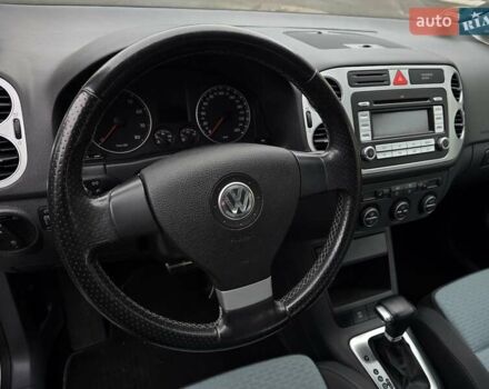 Серый Фольксваген Гольф Плюс, объемом двигателя 1.4 л и пробегом 121 тыс. км за 7400 $, фото 89 на Automoto.ua