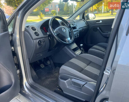 Фольксваген Гольф Плюс 2008 в Черкассах на Automoto.ua Серый Фольксваген Гольф Плюс, объемом двигателя 1.4 л и пробегом 238 тыс. км за 6599 $, фото 35 на Automoto.ua