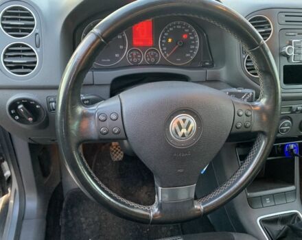 Серый Фольксваген Гольф Плюс, объемом двигателя 1.6 л и пробегом 160 тыс. км за 6200 $, фото 6 на Automoto.ua