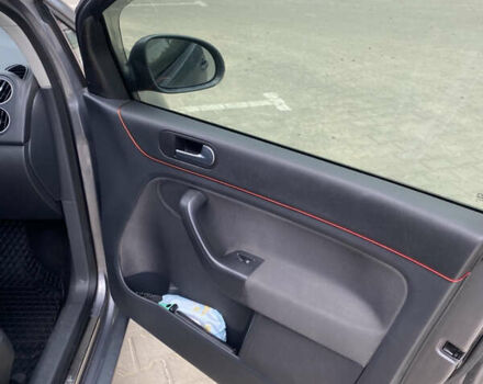 Серый Фольксваген Гольф Плюс, объемом двигателя 1.4 л и пробегом 231 тыс. км за 6600 $, фото 10 на Automoto.ua