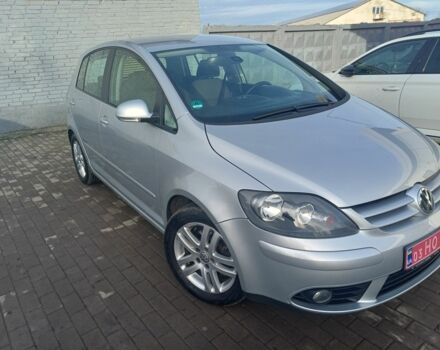 Серый Фольксваген Гольф Плюс, объемом двигателя 1.4 л и пробегом 208 тыс. км за 5850 $, фото 4 на Automoto.ua