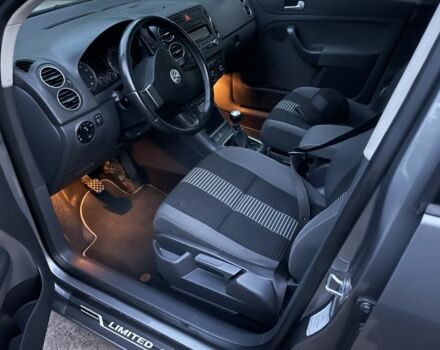 Серый Фольксваген Гольф Плюс, объемом двигателя 1.4 л и пробегом 171 тыс. км за 6300 $, фото 23 на Automoto.ua