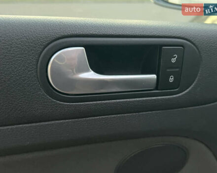 Серый Фольксваген Гольф Плюс, объемом двигателя 0 л и пробегом 221 тыс. км за 6300 $, фото 32 на Automoto.ua