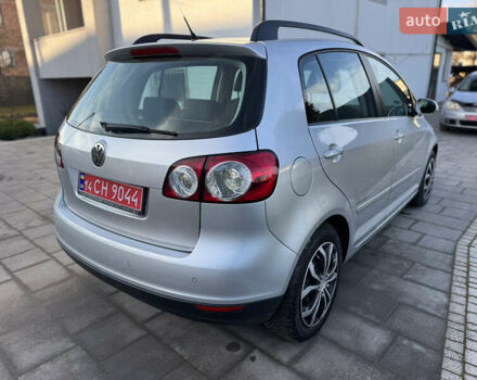 Серый Фольксваген Гольф Плюс, объемом двигателя 1.6 л и пробегом 208 тыс. км за 6490 $, фото 8 на Automoto.ua