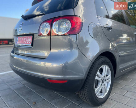 Фольксваген Гольф Плюс 2008 в Черкассах на Automoto.ua Серый Фольксваген Гольф Плюс, объемом двигателя 1.4 л и пробегом 238 тыс. км за 6599 $, фото 11 на Automoto.ua