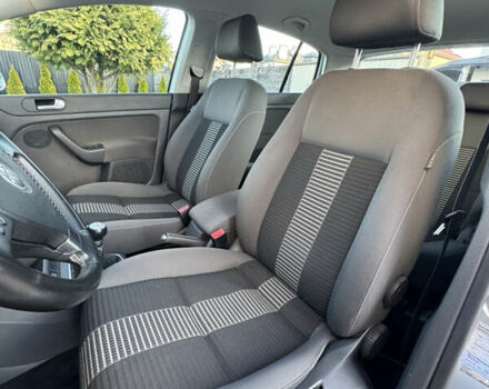 Серый Фольксваген Гольф Плюс, объемом двигателя 1.6 л и пробегом 208 тыс. км за 6490 $, фото 29 на Automoto.ua