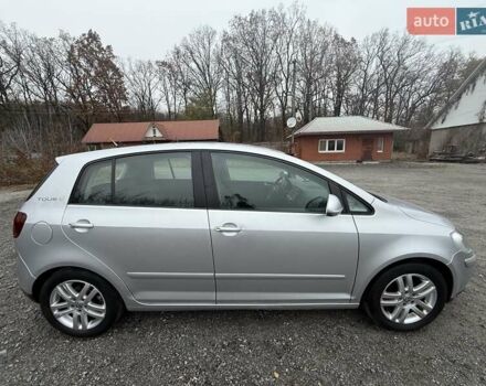 Серый Фольксваген Гольф Плюс, объемом двигателя 1.6 л и пробегом 189 тыс. км за 8400 $, фото 11 на Automoto.ua