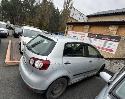 Серый Фольксваген Гольф Плюс, объемом двигателя 1.6 л и пробегом 245 тыс. км за 6200 $, фото 1 на Automoto.ua