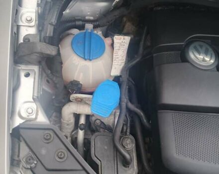 Серый Фольксваген Гольф Плюс, объемом двигателя 1.6 л и пробегом 240 тыс. км за 5999 $, фото 21 на Automoto.ua