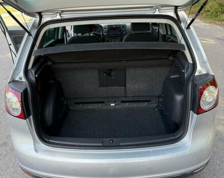 Серый Фольксваген Гольф Плюс, объемом двигателя 1.4 л и пробегом 181 тыс. км за 5800 $, фото 14 на Automoto.ua