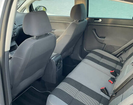 Серый Фольксваген Гольф Плюс, объемом двигателя 1.4 л и пробегом 217 тыс. км за 6200 $, фото 12 на Automoto.ua