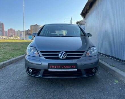 Сірий Фольксваген Golf Plus, об'ємом двигуна 1.4 л та пробігом 137 тис. км за 7950 $, фото 1 на Automoto.ua