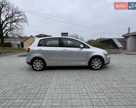 Серый Фольксваген Гольф Плюс, объемом двигателя 1.6 л и пробегом 127 тыс. км за 7550 $, фото 18 на Automoto.ua