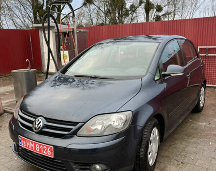Серый Фольксваген Гольф Плюс, объемом двигателя 1.6 л и пробегом 230 тыс. км за 5600 $, фото 1 на Automoto.ua
