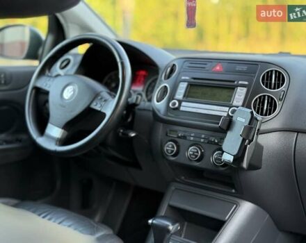 Серый Фольксваген Гольф Плюс, объемом двигателя 1.4 л и пробегом 263 тыс. км за 7399 $, фото 11 на Automoto.ua