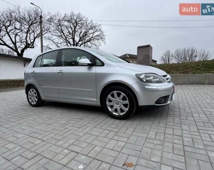 Серый Фольксваген Гольф Плюс, объемом двигателя 1.6 л и пробегом 127 тыс. км за 7550 $, фото 20 на Automoto.ua