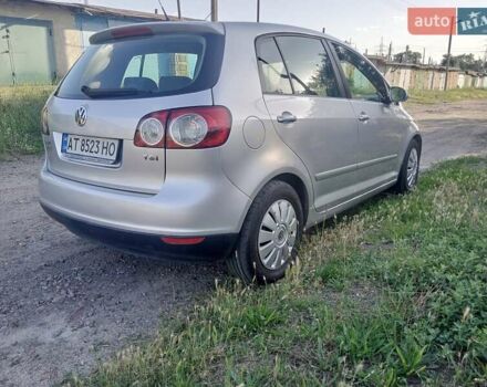 Серый Фольксваген Гольф Плюс, объемом двигателя 1.39 л и пробегом 260 тыс. км за 5900 $, фото 2 на Automoto.ua