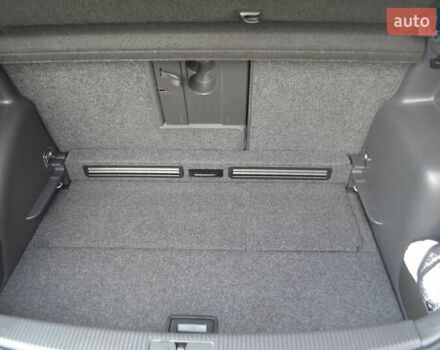 Сірий Фольксваген Golf Plus, об'ємом двигуна 1.6 л та пробігом 160 тис. км за 7999 $, фото 27 на Automoto.ua