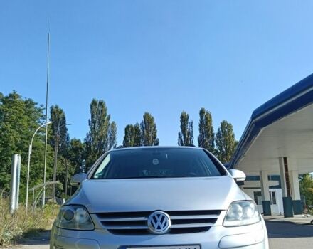 Сірий Фольксваген Golf Plus, об'ємом двигуна 1.4 л та пробігом 164 тис. км за 7700 $, фото 1 на Automoto.ua