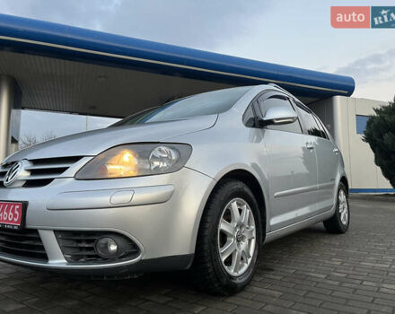 Серый Фольксваген Гольф Плюс, объемом двигателя 1.4 л и пробегом 243 тыс. км за 7300 $, фото 10 на Automoto.ua