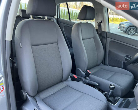 Серый Фольксваген Гольф Плюс, объемом двигателя 1.6 л и пробегом 99 тыс. км за 7250 $, фото 58 на Automoto.ua