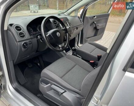 Серый Фольксваген Гольф Плюс, объемом двигателя 1.6 л и пробегом 127 тыс. км за 7550 $, фото 42 на Automoto.ua