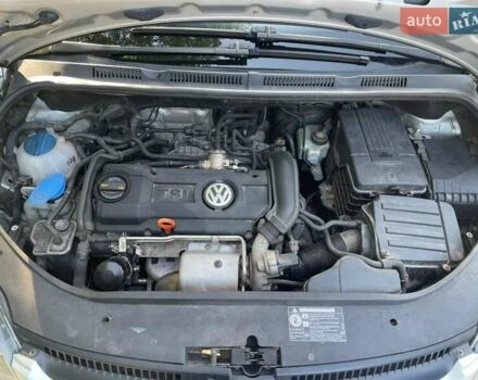 Серый Фольксваген Гольф Плюс, объемом двигателя 1.4 л и пробегом 206 тыс. км за 6300 $, фото 8 на Automoto.ua