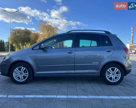 Фольксваген Гольф Плюс 2008 в Черкассах на Automoto.ua Серый Фольксваген Гольф Плюс, объемом двигателя 1.4 л и пробегом 238 тыс. км за 6599 $, фото 4 на Automoto.ua